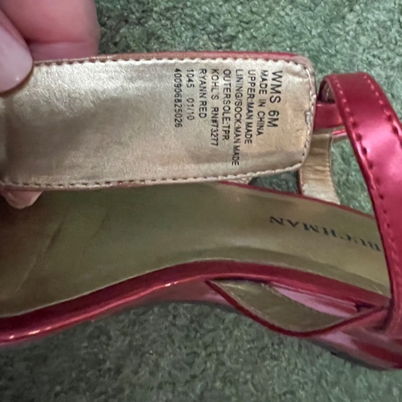 Dana Buchman Ryann Sandal - Size 6M - Picture 5 of 6